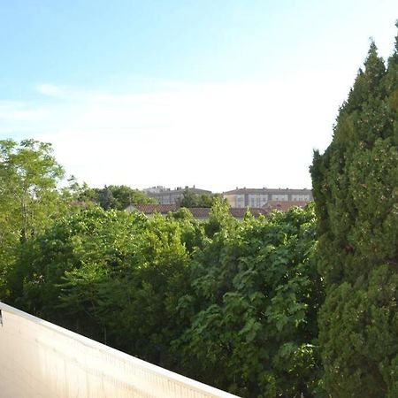 Appartement Lumineux Et Calme Avec Terrasse อาวีญง ภายนอก รูปภาพ