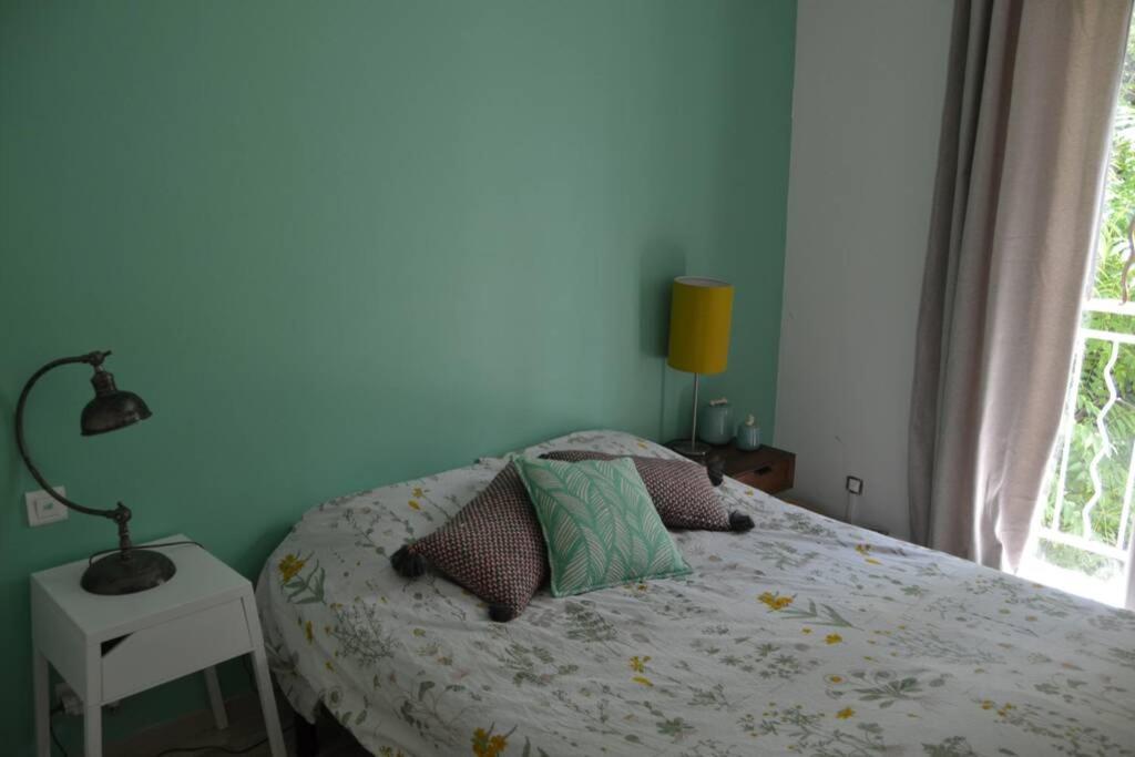 Appartement Lumineux Et Calme Avec Terrasse อาวีญง ภายนอก รูปภาพ